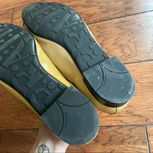 Prada Patent Leather Oxfords Camel and Black Color - Picture 8 of 9